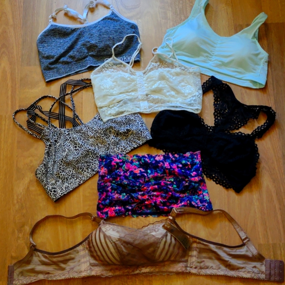 Sports bra, padded bra, bralette. Brands- Victoria's Secret, Aerie, Calvin Klein